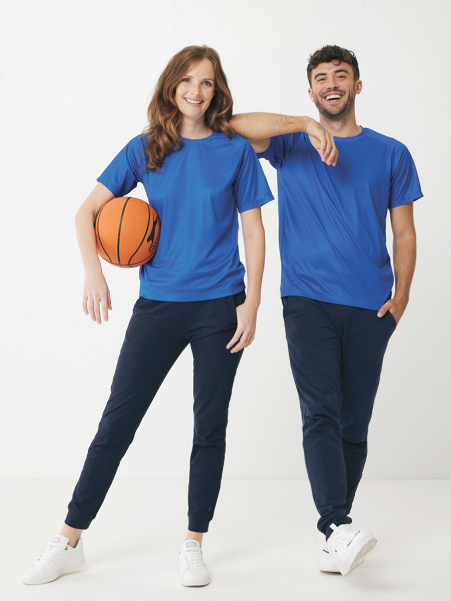 Torneälv sports t-shirt til mænd og kvinder