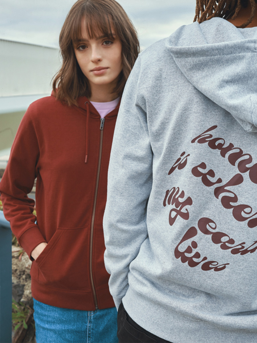 Lofot sweatshirt i flere forskellige farver med hoodie og lynlås