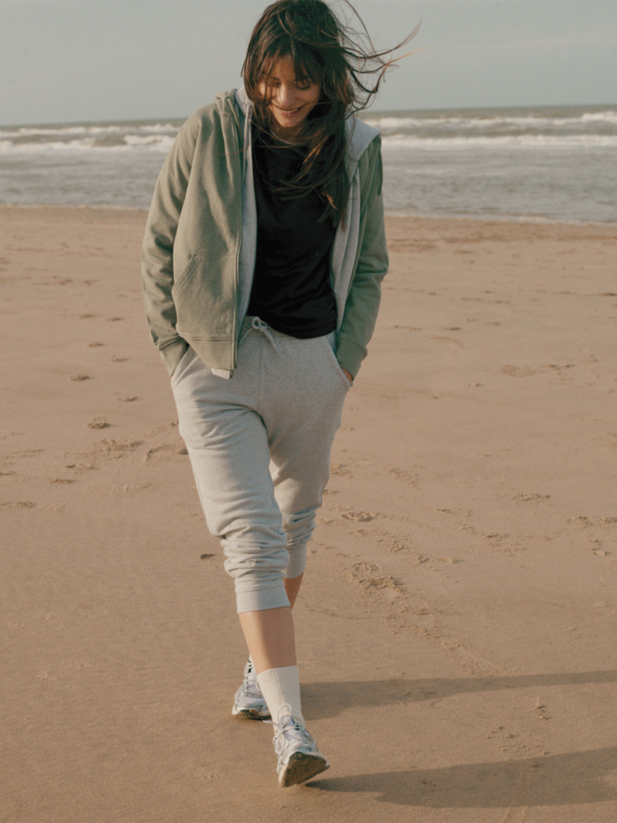 Lofot sweatshirt i flere farver med hoodie og lynlås