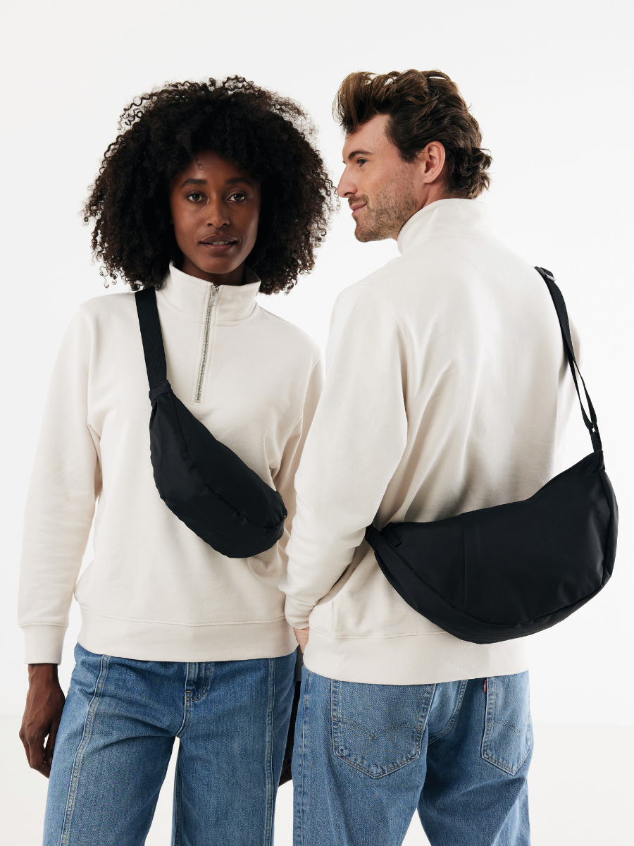 Moderne crossbody taske med plads til hverdagens ting
