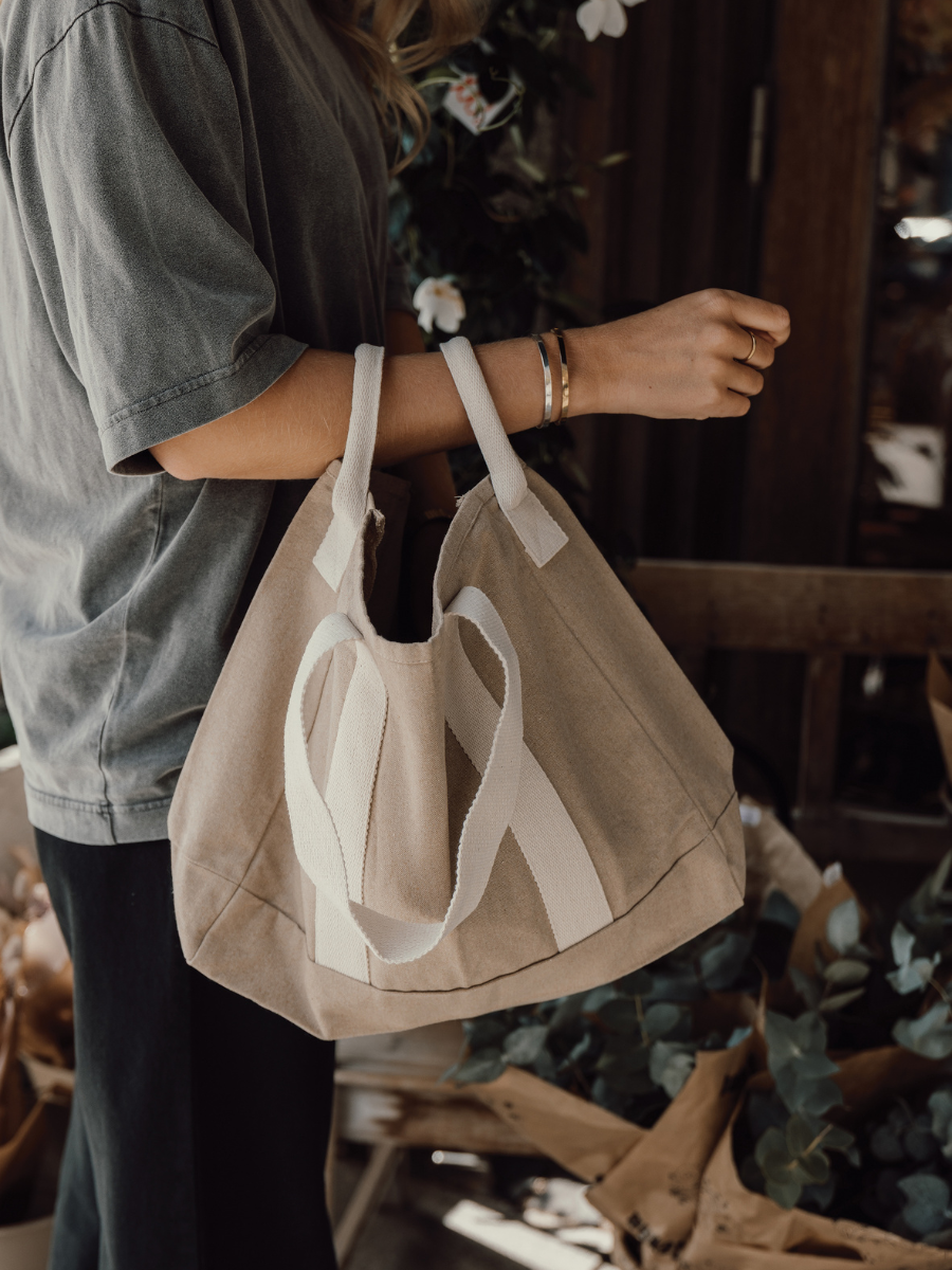 Kraftig firmamulepose med moderne, vasket look